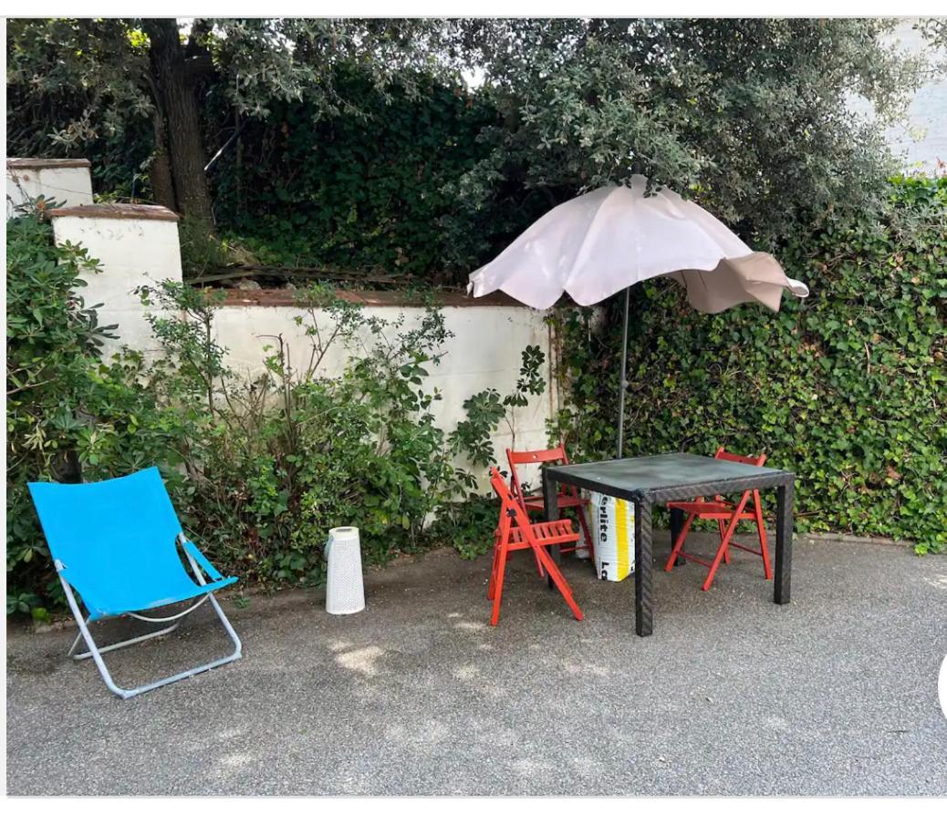 Apartamento Abierto Con Patio Matadepera Extérieur photo