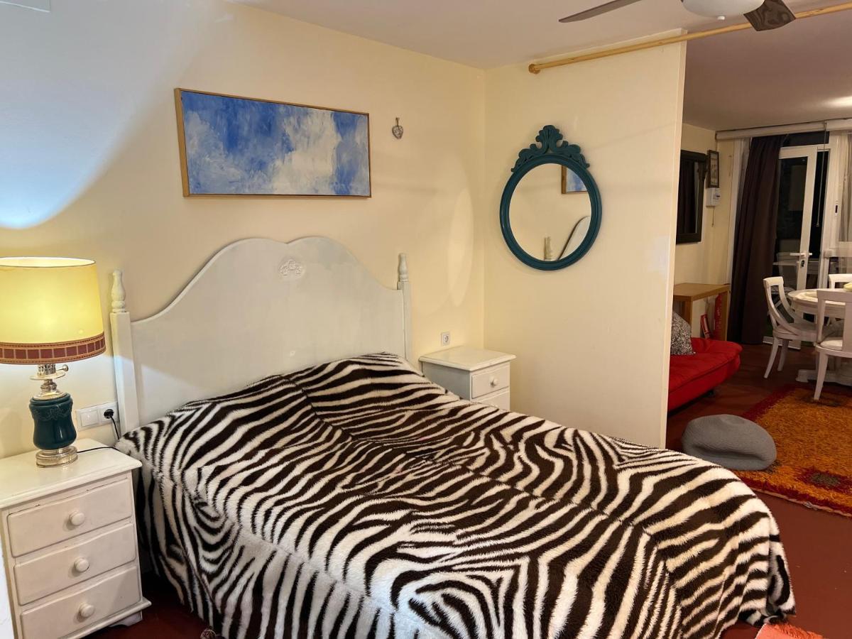 Apartamento Abierto Con Patio Matadepera Extérieur photo