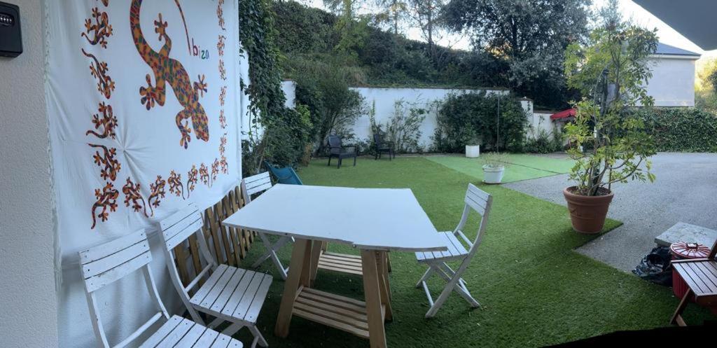 Apartamento Abierto Con Patio Matadepera Extérieur photo